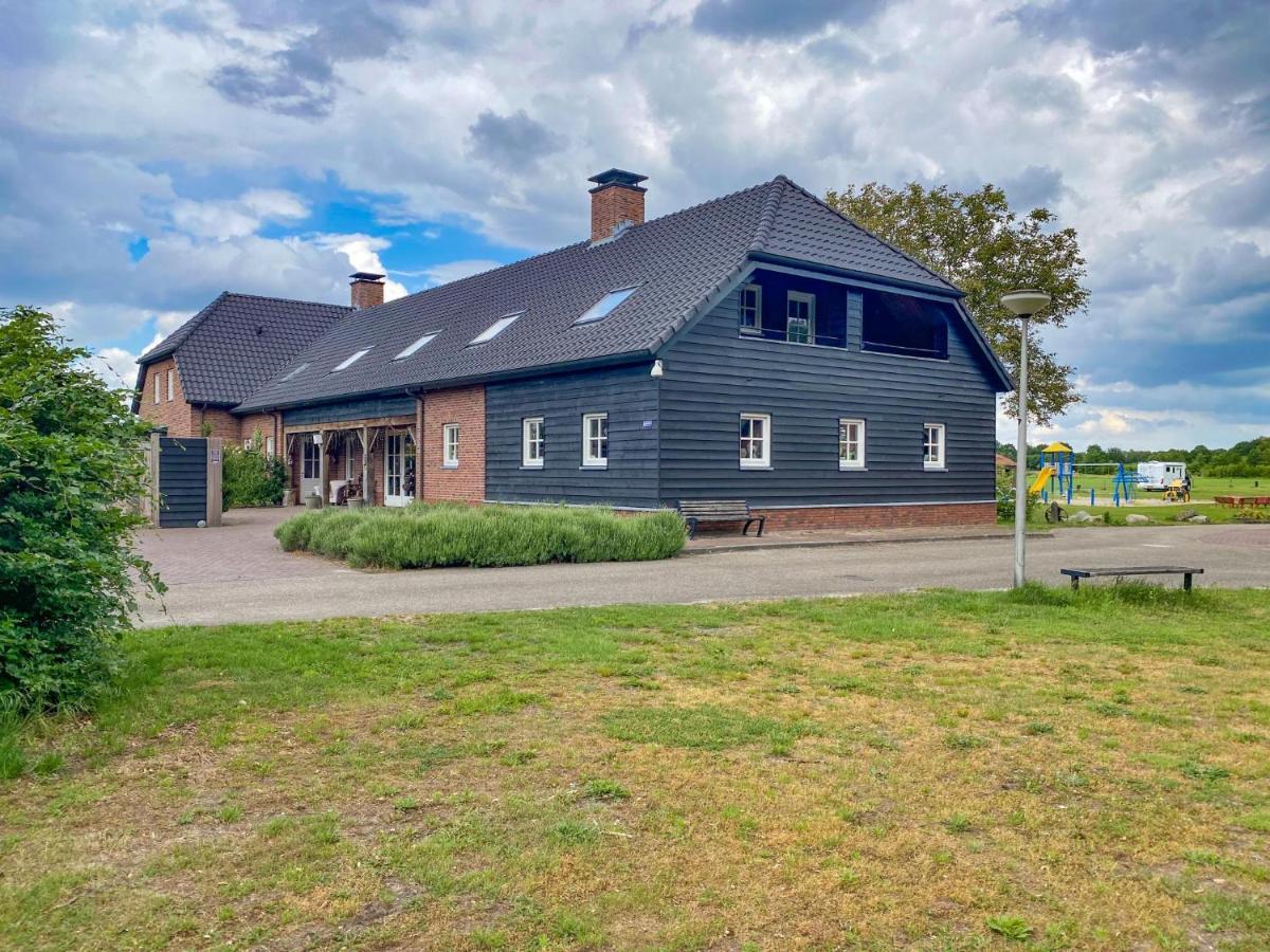 Lodge Slabroek Uden Exterior foto